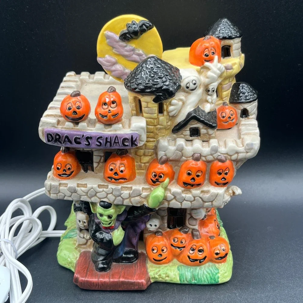 Drac's Shack Ceramic Haunted House Halloween Village Lighted Vampire New Cord